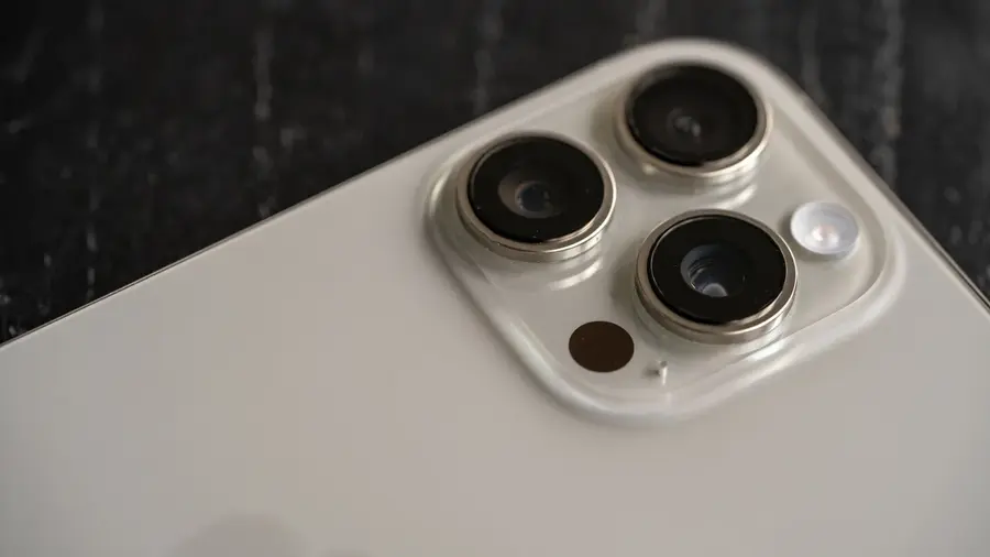 Módulo de câmeras do iPhone 16 Pro Max
